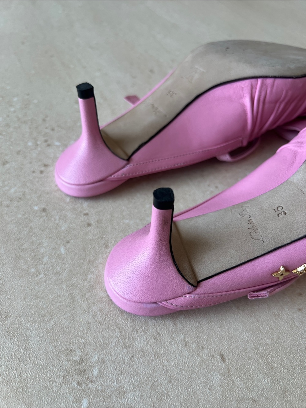 Louis Vuitton Pink Bow Pointed-Toe Slingback Mules - Picture 7 of 11